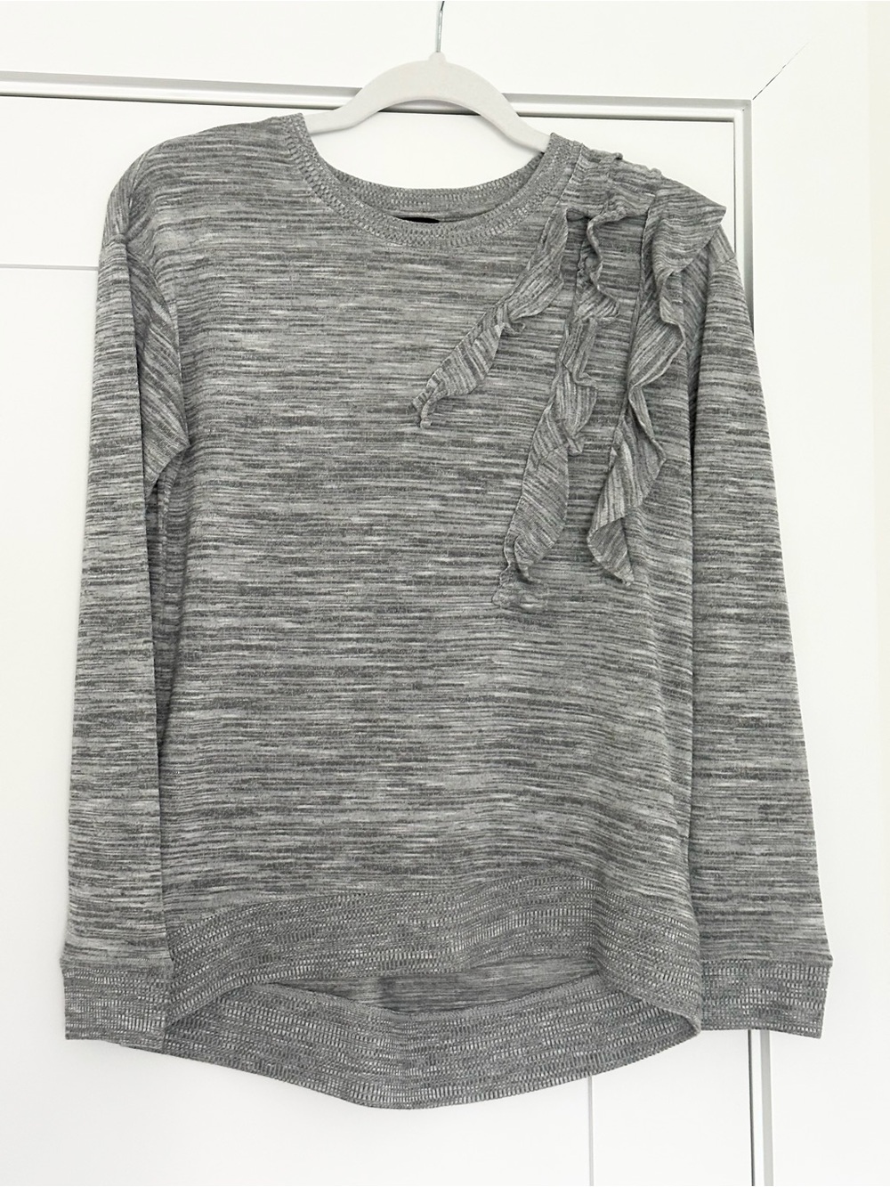 Banana Republic Gray Sweater with Ruffle Accents Size Small